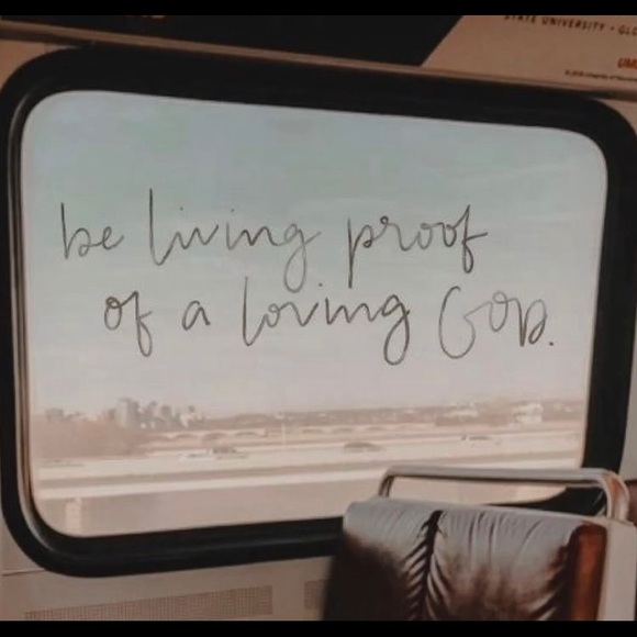 Meet your Posher, Savannah - Picture 9 of 14